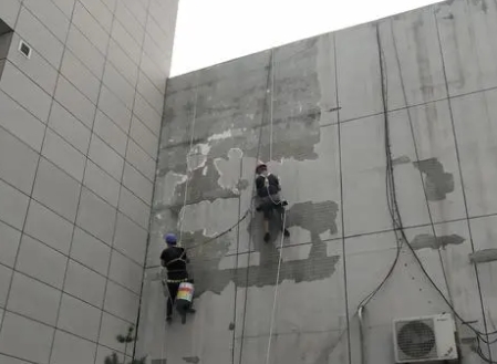 姚安楼顶漏水维修公司分享下姚安外墙防水的注意事项